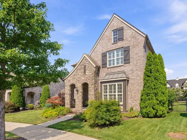 1652 Noah Ln, Gallatin, TN 37066