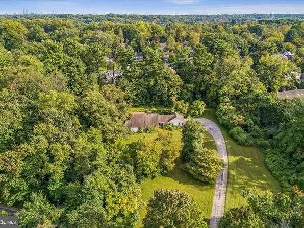 1103 Rose Glen Rd, Gladwyne, PA 19035