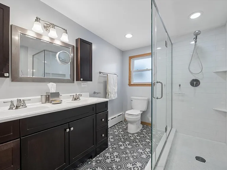 4334 N Mason Ave — Photo 24