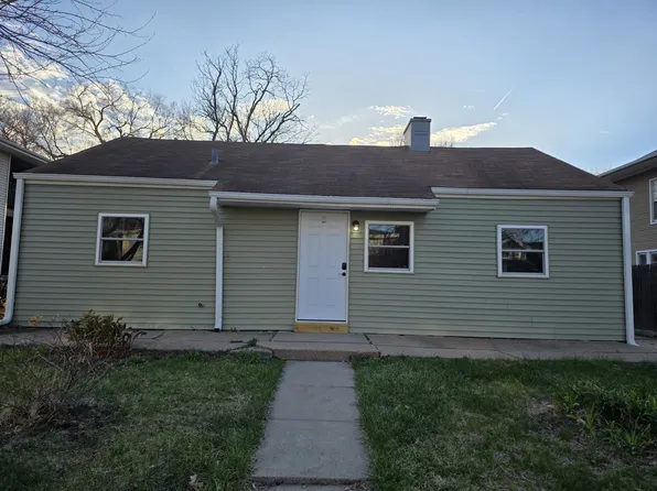 1215 S 22nd St, Lincoln, NE 68502