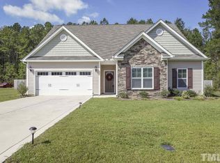 221 Windwood Dr, Stedman, NC 28391