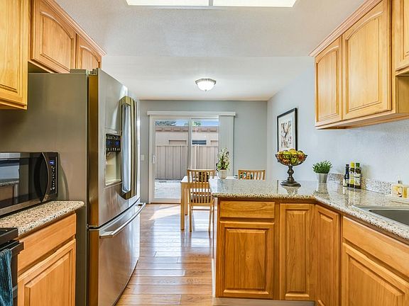 5th image of 554 Toyon Ave APT 11