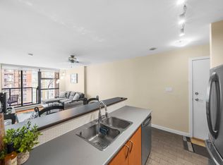 1295 Richards St #2107, Vancouver, BC V6B1B7