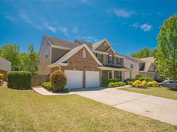 5th image of 424 Acorn Dr