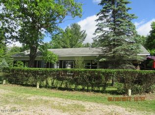 5385 21 Mile Rd, Sand Lake, MI 49343