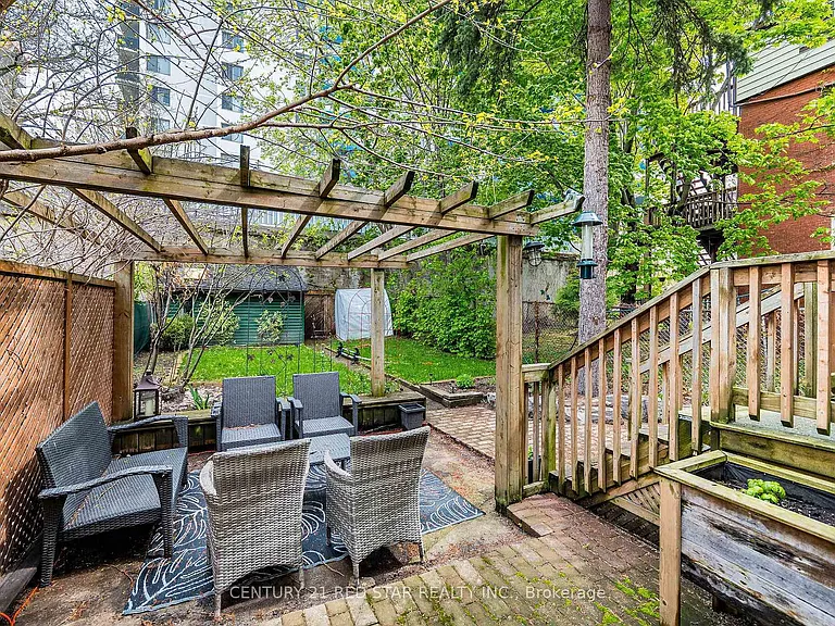 144 Bold St #UPPER — Photo 47
