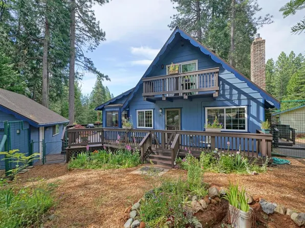 6160 Dolly Varden Ln, Pollock Pines, CA 95726