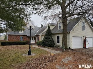 955 Violet Rd, Coulterville, IL 62237