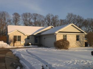 6960 S Wilcocks Pl, Terre Haute, IN 47802