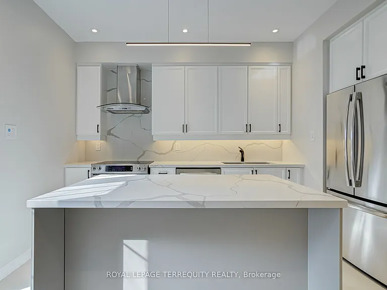 244 George St — Photo 7