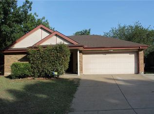 6433 Peggy Dr, Fort Worth, TX 76133