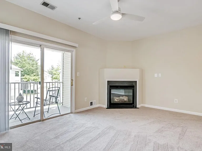 43028 Old Gallivan Ter — Photo 13