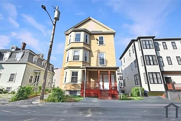 4 Burton Ave #3 — Photo 2