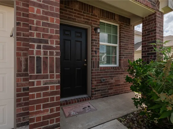 980 Marquis Dr, Bryan, TX 77803