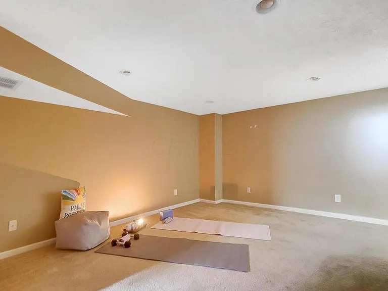 5713 Mango Ln — Photo 20