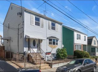 29 Devon Ter, Kearny, NJ 07032