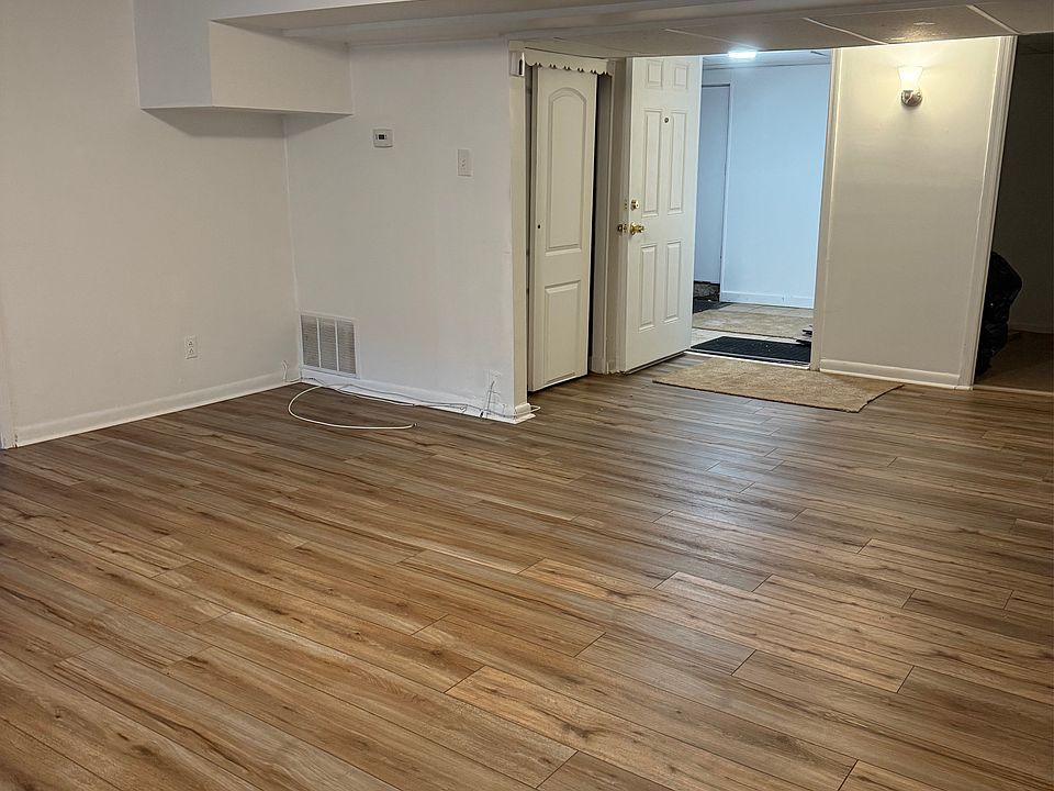 Living room/entrance