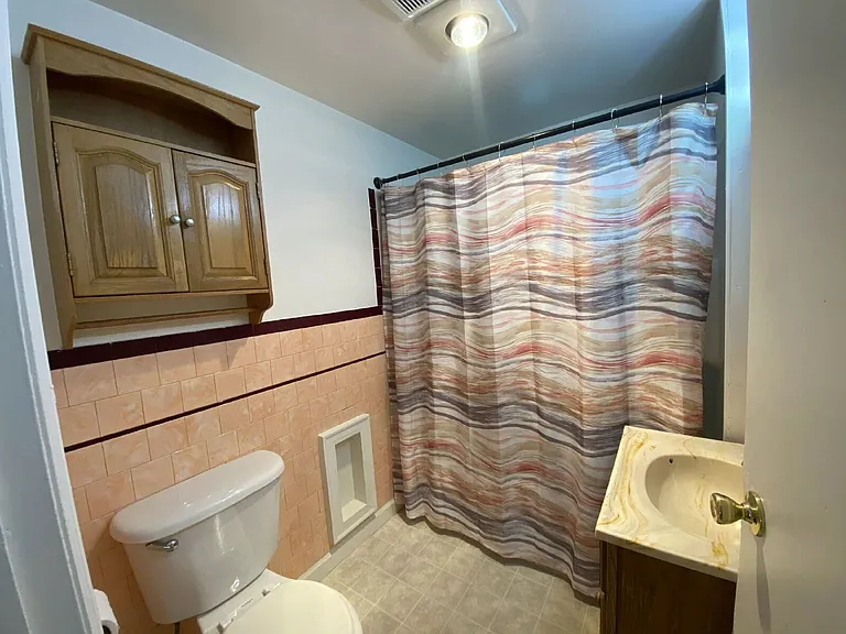 710 W Broccoli St — Photo 21