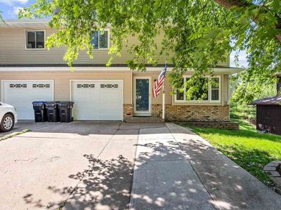 1826 N Ridge Dr, Coralville, IA, 52241