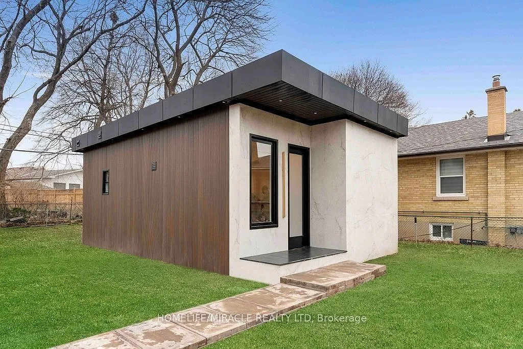 22 Rossander Ct — Photo 3