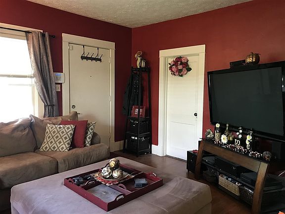 3rd image of 506 Capitol Blvd