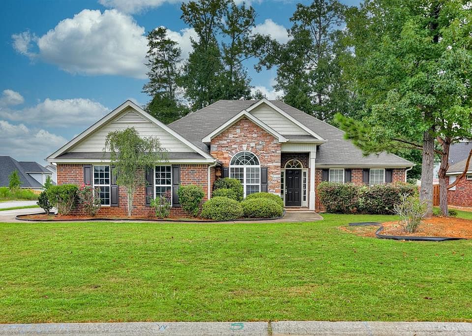 1st image of 398 Clairidge Dr