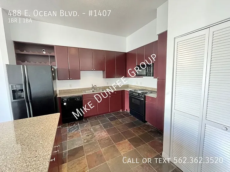 488 E Ocean Blvd #1407 — Photo 32