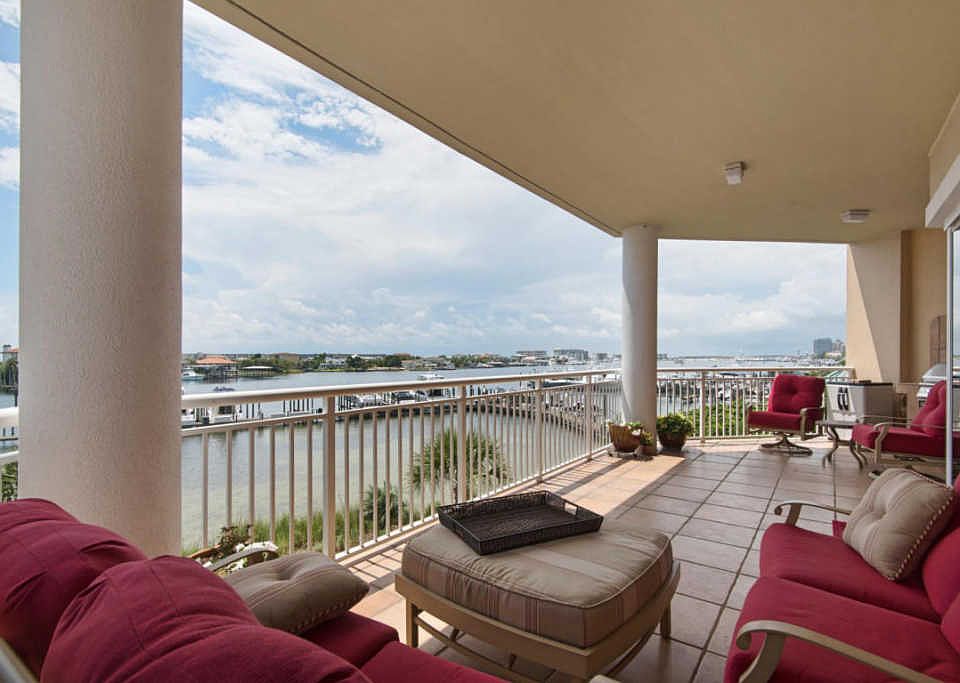 1st image of 662 Harbor Blvd Unit 110