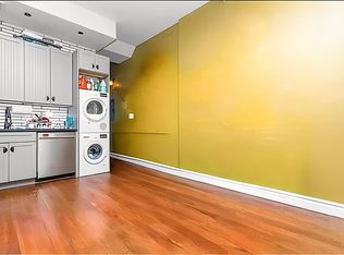 236 Meserole St APT 3F, Brooklyn, NY 11206