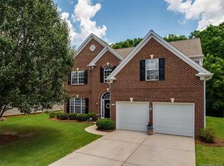 8828 Darcy Hopkins Dr, Charlotte, NC 28277