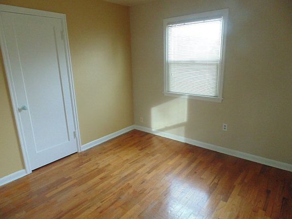 5th image of 172 Boyer Dr