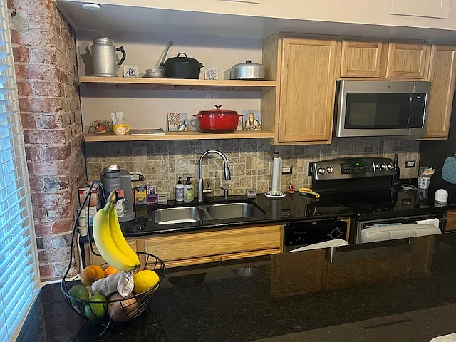 1 bed, 577 sqft, $2,000 — Photo 4