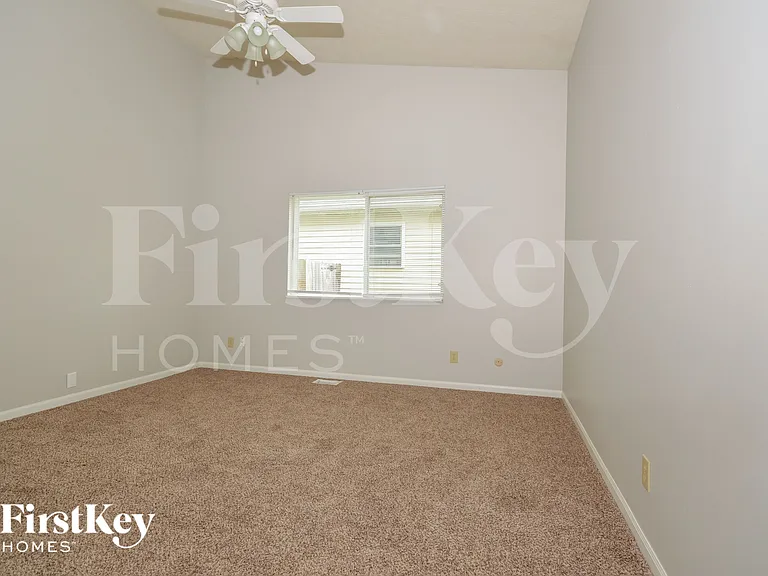 4030 Harmony Dr — Photo 11