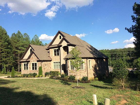 2nd image of 3120 Ashwood Park Dr