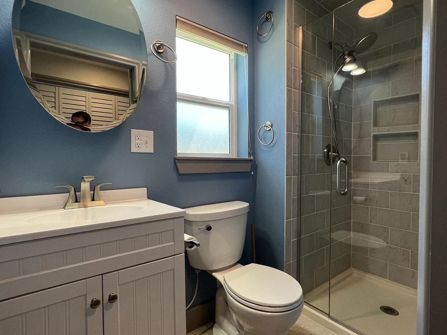 1 bed, 824 sqft, $2,200 — Photo 4