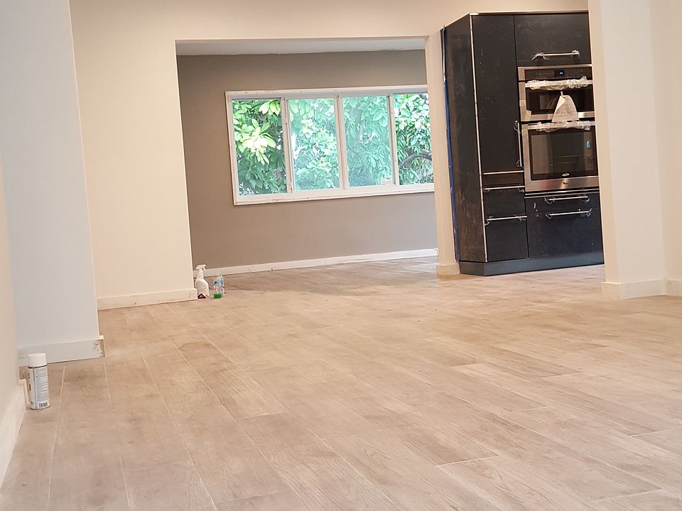 2nd image of 1410 SW 20th St
