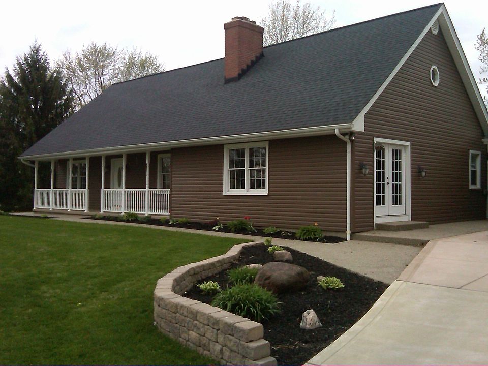 1st image of 102 Firestone Dr