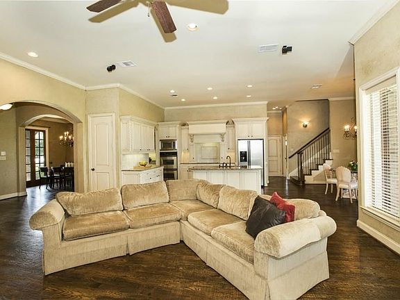 4th image of 5 Wiltshire Ct