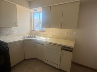 204 Wheeler Ave APT 6, Bridgeport, CT 06606