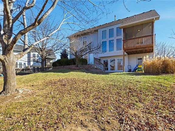 4th image of 1829 White Tail Ln