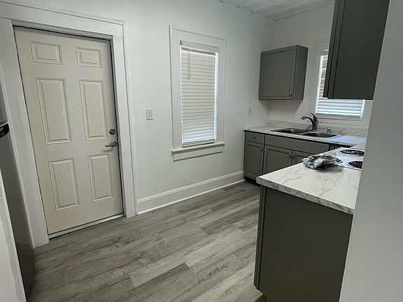 5th image of 2118 5th St