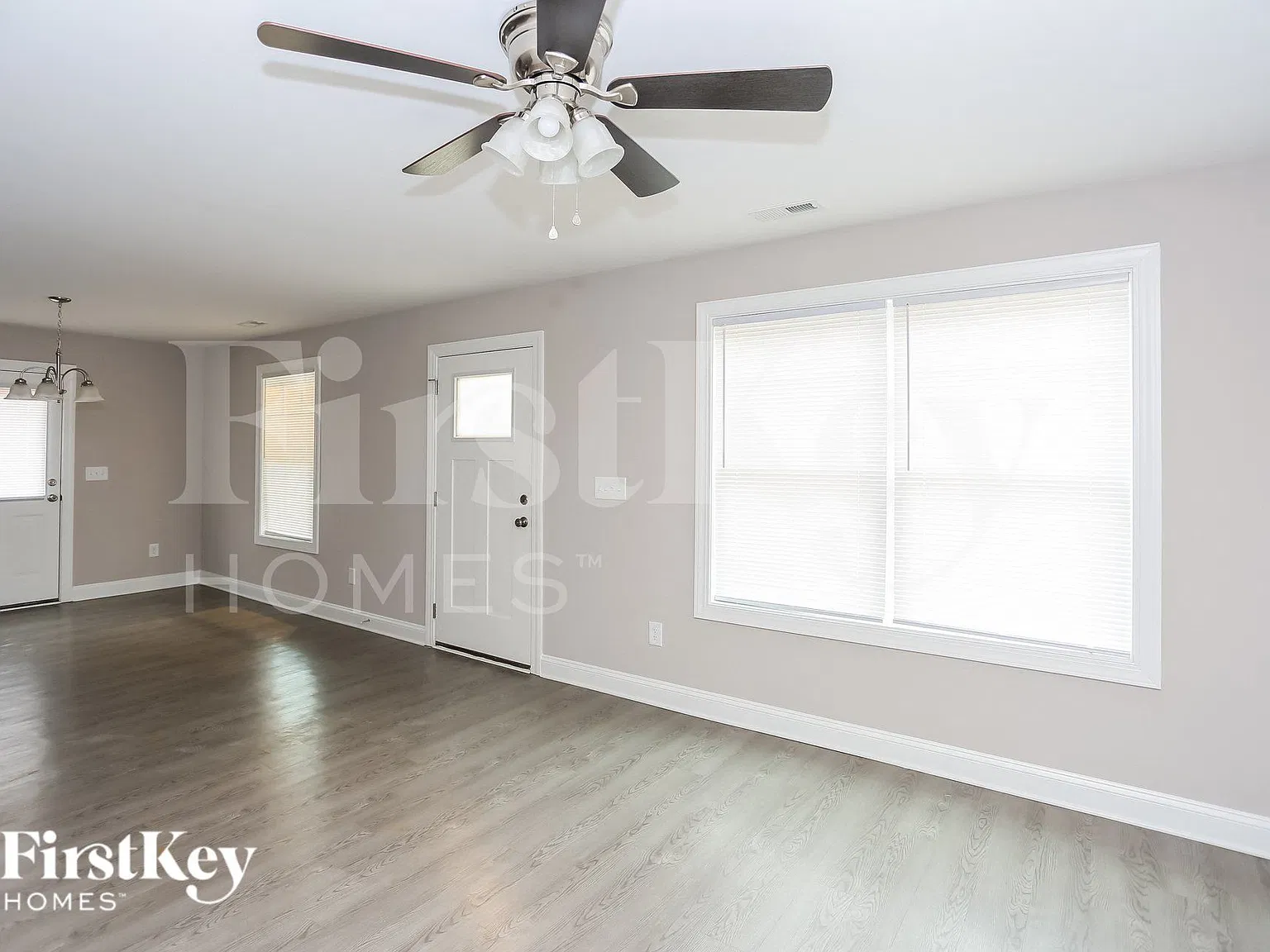3 bed, 2.0 bath, 1204 sqft, $1,855 — Photo 4