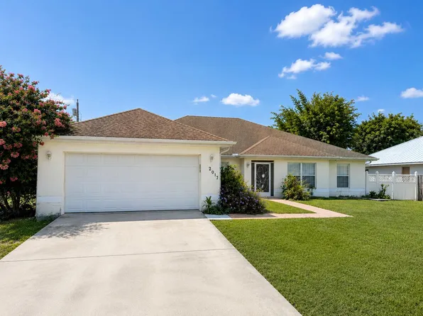 2017 SE Dranson Circle, Port St Lucie, FL 34952