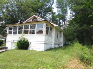 353 Valley Ln, Nicholson, PA 18446