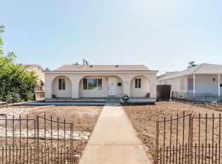 7426 Dempsey Ave, Van Nuys, CA 91406