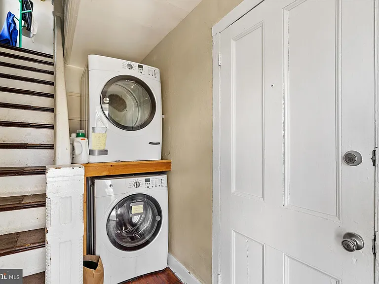 75 Patton Ave #1 — Photo 4