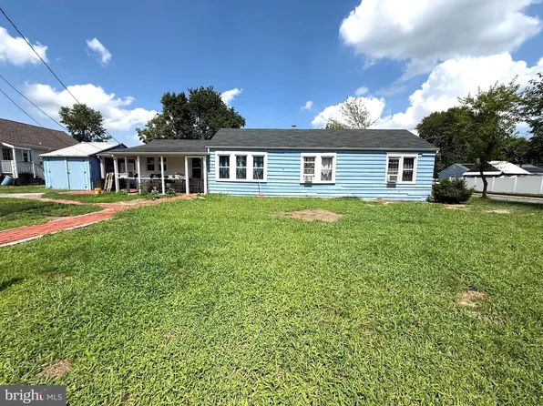 130 Michigan Rd, Pennsville, NJ 08070