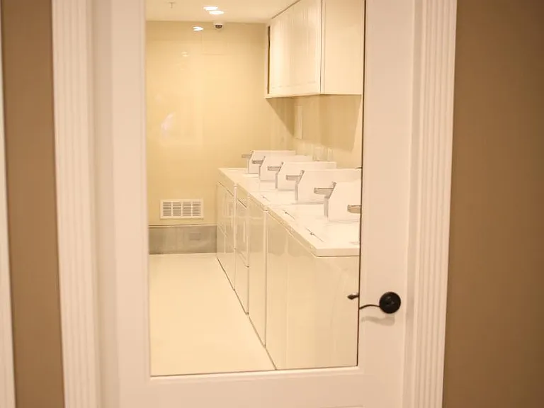 114 E University St #3 — Photo 32