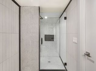 163 Roebling St APT 1, Brooklyn, NY 11211