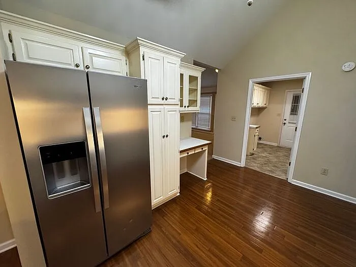 304 Bay Hill Way SW — Photo 17